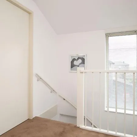 Vakantiehuis Pretty Holiday In With Garden